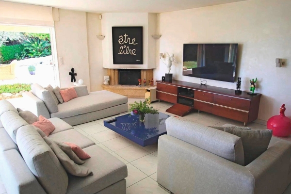 Luxury House for sale in Nice, 1 390 000 €, Photo 2