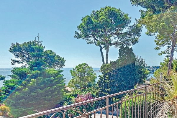 Luxury House for sale in Cap d'Antibes, 3 180 000 €, Photo 2