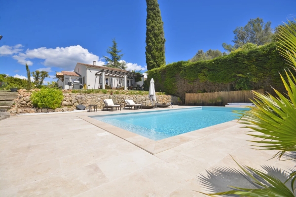Maison de luxe à vendre à Valbonne, 799 000 €, Photo 2