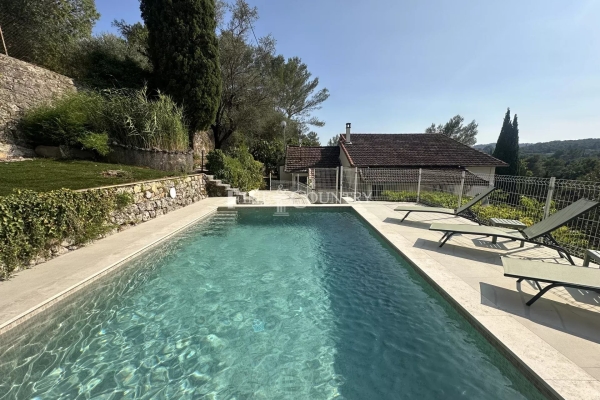 Maison de luxe à vendre à Grasse, 1 190 000 €, Photo 2