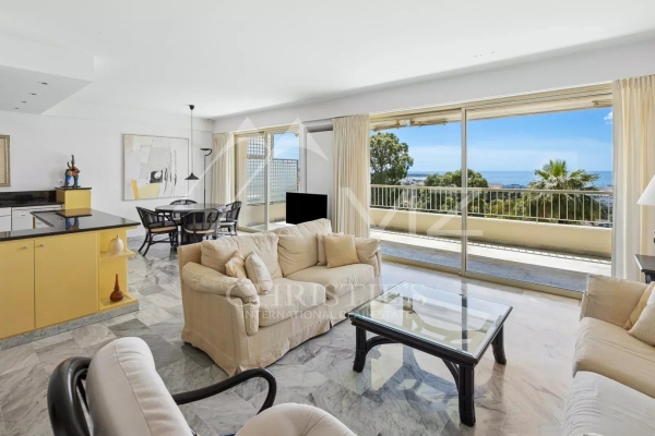 Luxury Apartment for sale in Cannes, 970 000 €, Photo 2