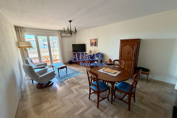 Appartement de luxe à vendre à Sanary-sur-Mer, 525 000 €, Photo 1