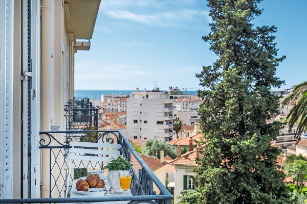 Luxury Apartment for sale in Cannes, 885 000 €, Photo 1