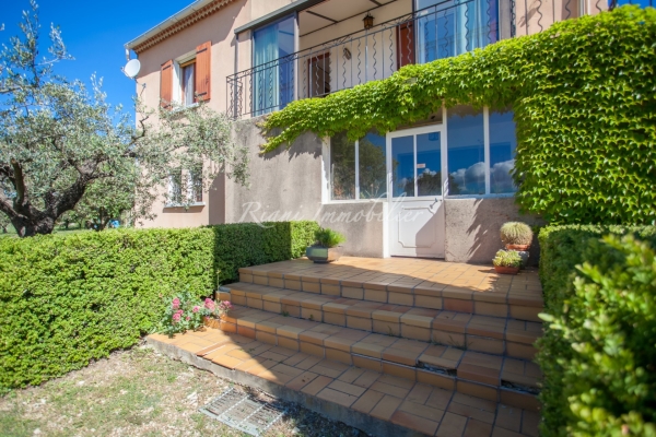 Luxury House for sale in Cabrières-d'Avignon, 434 600 €, Photo 3
