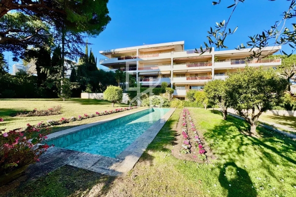 Luxury Apartment for sale in Cannes, 925 000 €, Photo 4