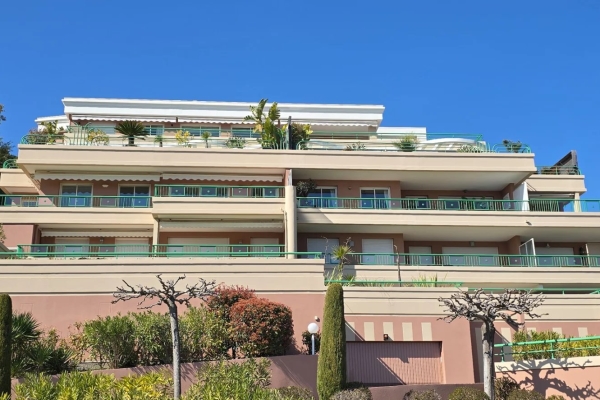 Luxury Apartment for sale in Mandelieu-la-Napoule, 995 000 €, Photo 6