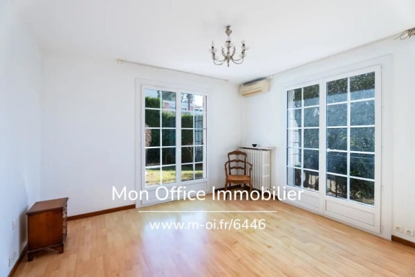 Luxury House for sale in Aix-en-Provence, 940 000 €, Photo 7