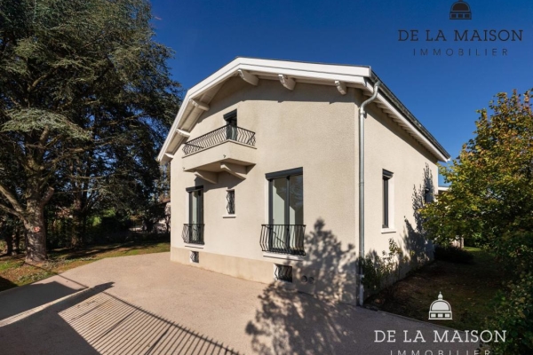 Maison de luxe à vendre à Écully, 800 000 €, Photo 1
