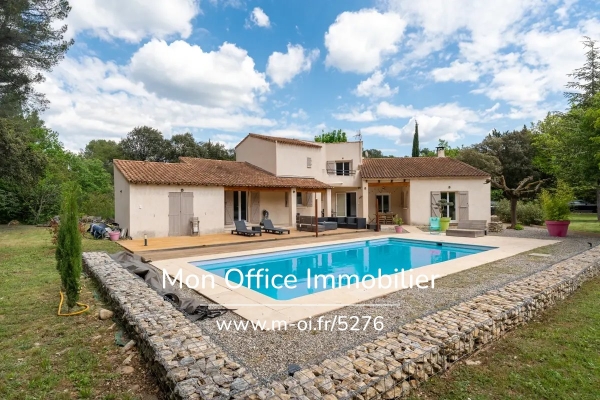 Luxury House for sale in Peyrolles-en-Provence, 669 000 €, Photo 1