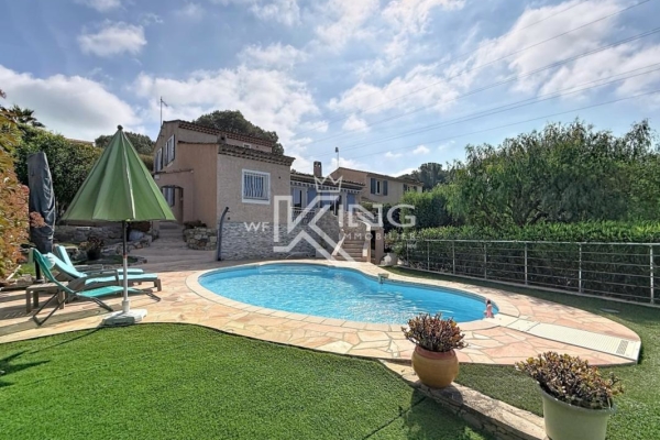 Maison de luxe à vendre à Fréjus, 799 000 €, Photo 1