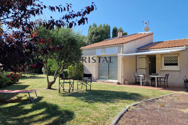 Maison de luxe à vendre à Saint-Palais-sur-Mer, 460 000 €, Photo 1