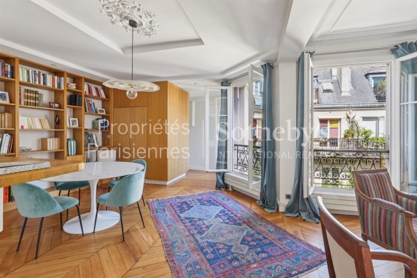 Luxury Apartment for sale in Paris 1Er, 1 500 000 €, Photo 1