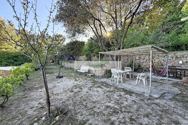 Maison de luxe à vendre à Toulon, 410 000 €, Photo 1