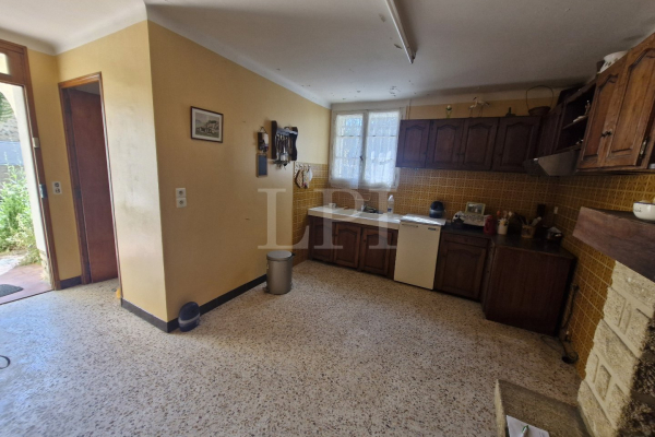 Maison de luxe à vendre à Bonnieux, 297 000 €, Photo 2