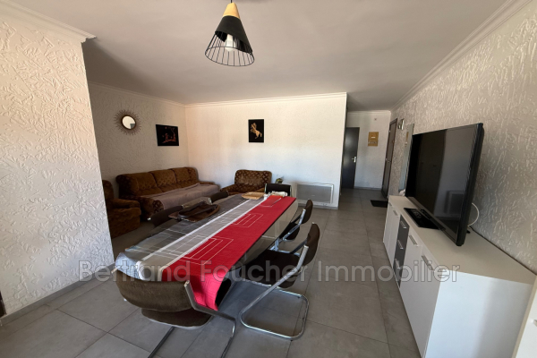 Appartement de luxe à vendre à Cavalaire-sur-Mer, 250 000 €, Photo 3