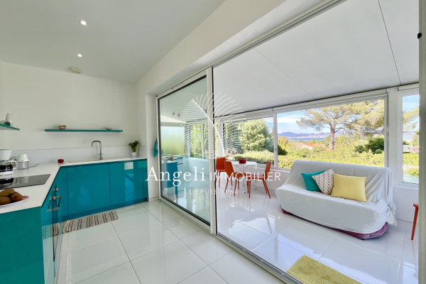 Maison de luxe à vendre à Saint-Aygulf, 589 000 €, Photo 4