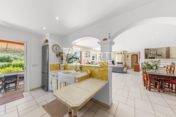 Maison de luxe à vendre à Les Adrets de l'Esterel, 990 000 €, Photo 7