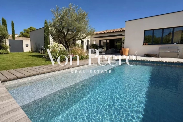 Luxury House for sale in Saint-Rémy-de-Provence, 1 099 000 €, Photo 1