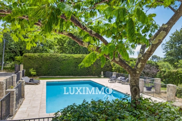Luxury House for sale in Le Rouret, 1 245 000 €, Photo 1