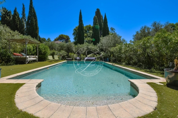 Maison de luxe à vendre à Flayosc, 575 000 €, Photo 2