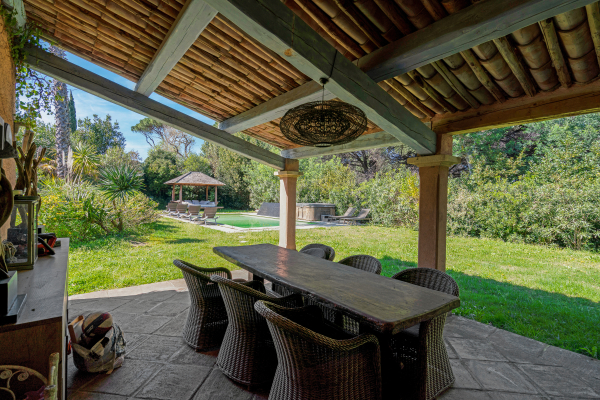 Maison de luxe à vendre à Saint-Tropez, 3 700 000 €, Photo 1
