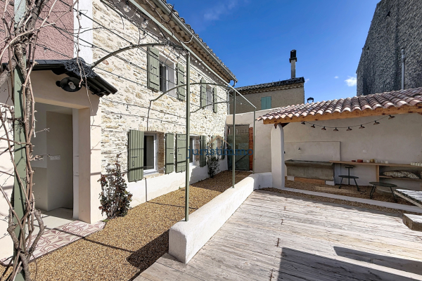 Maison de luxe à vendre à Entrechaux, 425 000 €, Photo 1