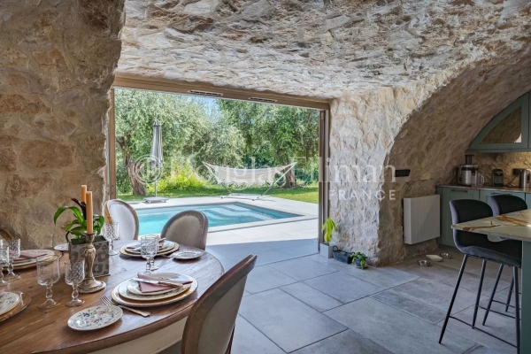 Maison de luxe à vendre à Grasse, 1 295 000 €, Photo 1