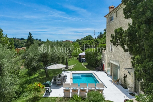 Maison de luxe à vendre à Grasse, 1 295 000 €, Photo 1