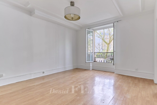 Appartement de luxe à vendre à Paris 17ème, 605 000 €, Photo 1
