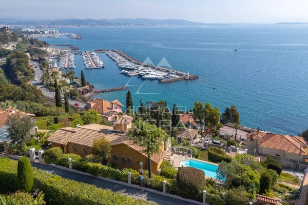 Maison de luxe à vendre à Théoule-sur-Mer, 3 450 000 €, Photo 1