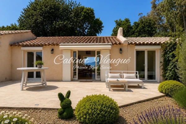 Maison de luxe à vendre à Grimaud, 817 000 €, Photo 1