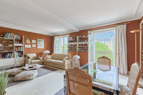 Luxury Apartment for sale in Paris 15Ème, 1 260 000 €, Photo 2