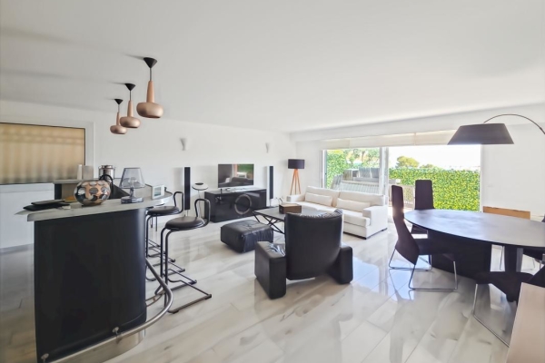 Luxury Apartment for sale in Villefranche-sur-Mer, 735 000 €