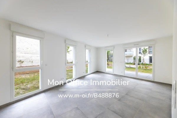 Luxury Apartment for sale in Marseille 8ème, 500 000 €, Photo 3
