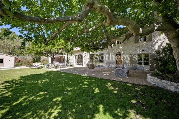 Maison de luxe à vendre à Saint-Rémy-de-Provence, 3 727 500 €, Photo 1