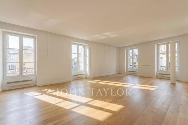 Luxury Apartment for sale in Bordeaux, 830 000 €, Photo 1