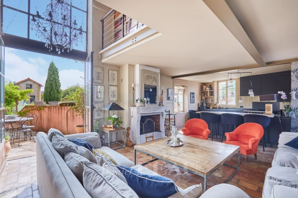 Maison de luxe à vendre à Aix-en-Provence, 920 000 €, Photo 1