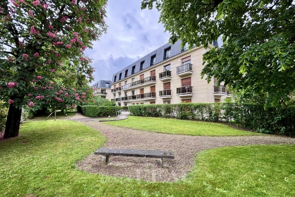 Appartement de luxe à vendre à Versailles, 375 000 €, Photo 1