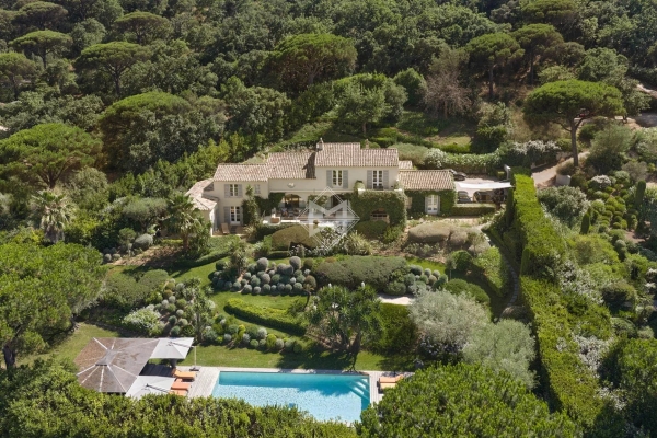 Maison de luxe à louer à Ramatuelle, 40 000 €, Photo 1