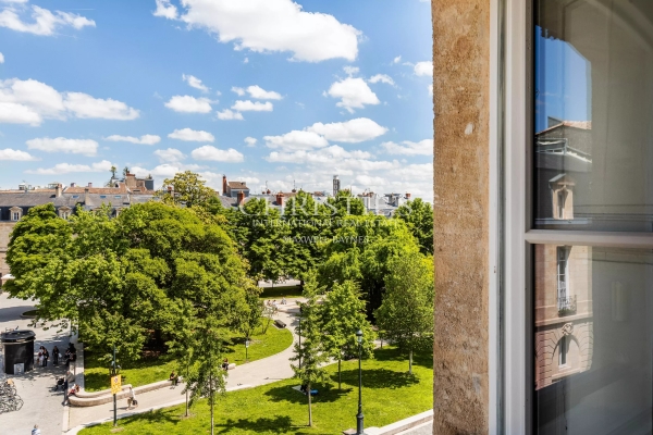 Luxury Apartment for sale in Bordeaux, 840 000 €, Photo 7