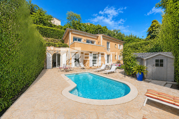 Maison de luxe à vendre à Mandelieu-la-Napoule, 840 000 €, Photo 1