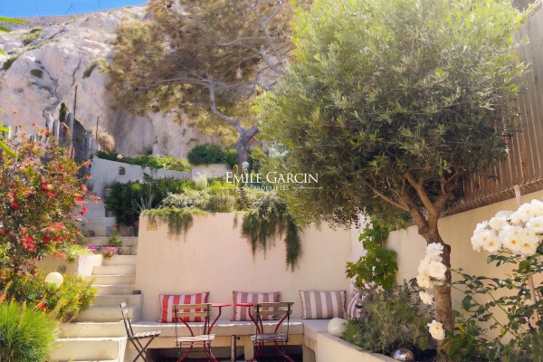 Maison de luxe à vendre à Les Goudes, 990 000 €, Photo 2