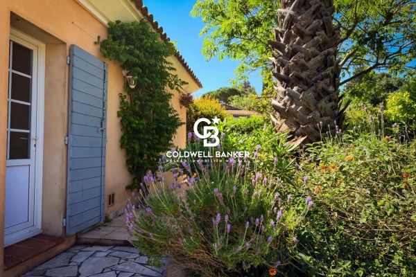 Maison de luxe à vendre à Toulon, 922 250 €, Photo 1
