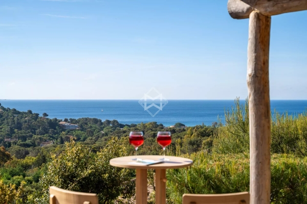 Maison de luxe à vendre à La Croix-Valmer, 2 290 000 €, Photo 1