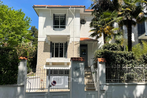 Maison de luxe à vendre à Royan, 694 600 €, Photo 1