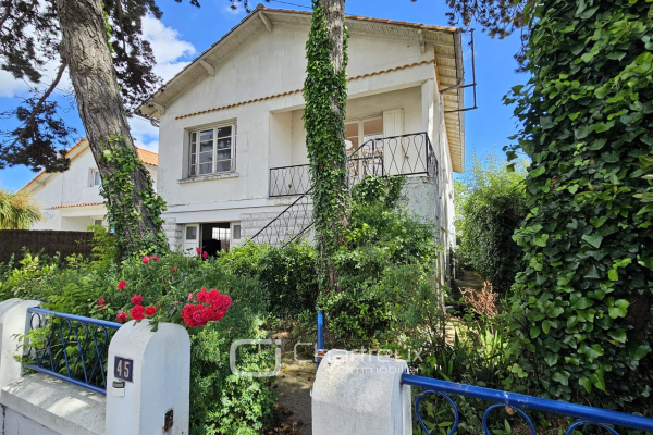 Maison de luxe à vendre à Royan, 294 000 €, Photo 1