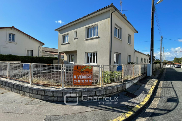 Maison de luxe à vendre à Royan, 595 800 €, Photo 1