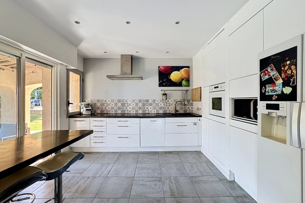 Maison de luxe à vendre à Antibes, 1 490 000 €, Photo 7
