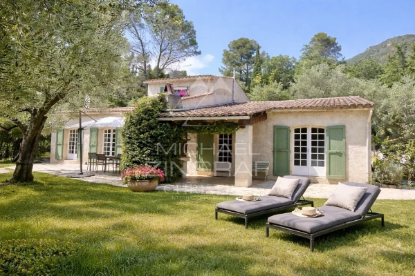 Luxury House for sale in Tourrettes-sur-Loup, 980 000 €, Photo 1