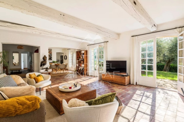 Maison de luxe à vendre à Tourrettes-sur-Loup, 1 035 000 €, Photo 7